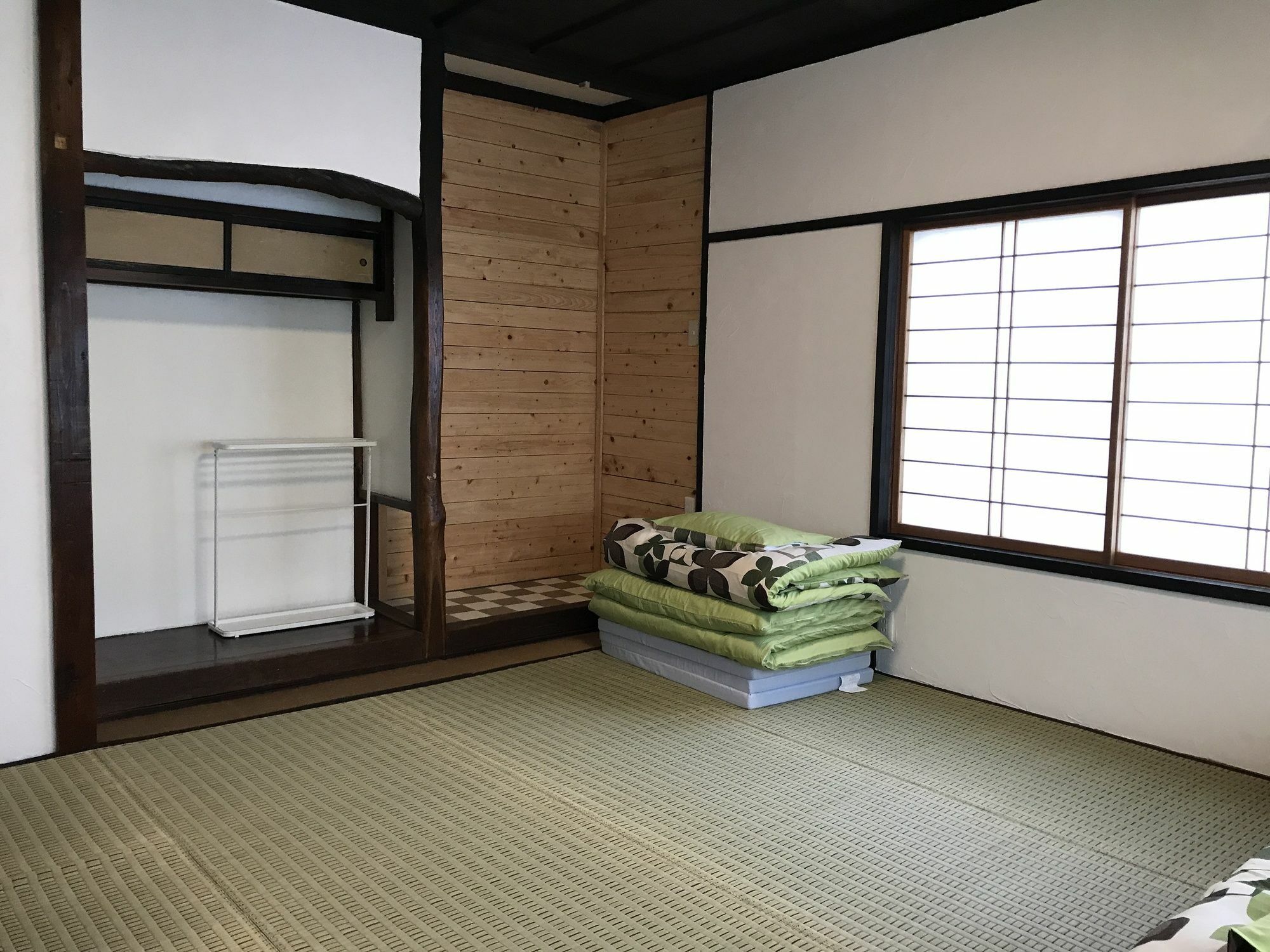 Guesthouse Daruma Takayama  Exterior photo